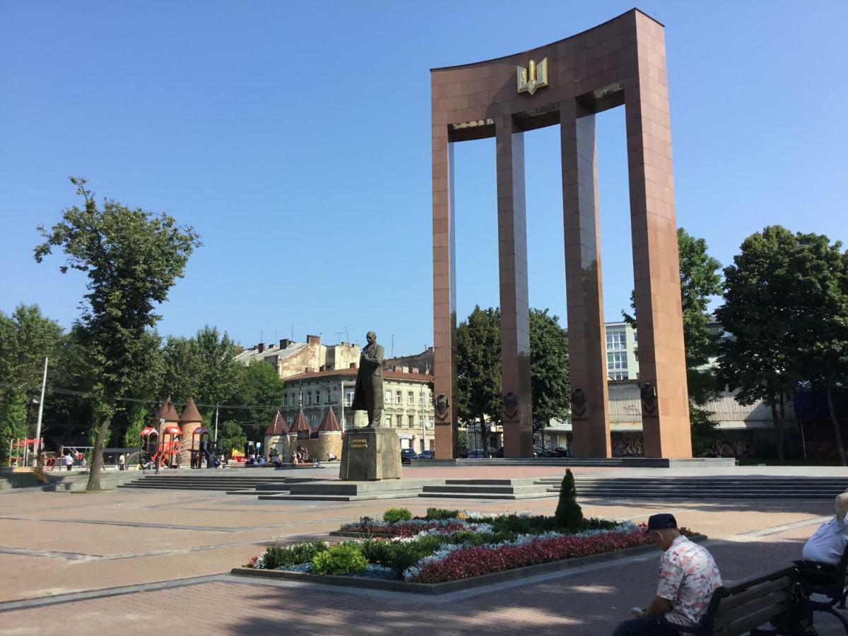 Apartment On Sheptytskyh 27 Lviv Luaran gambar