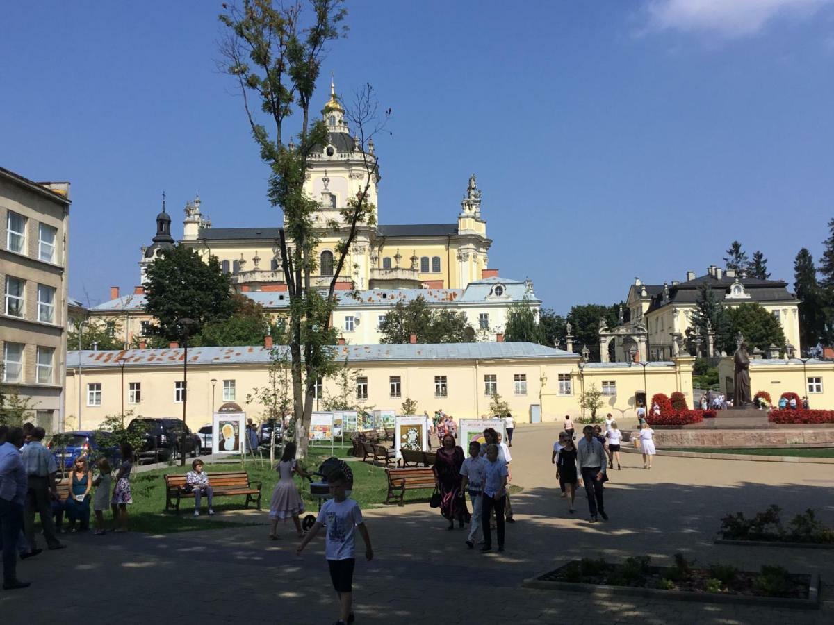 Apartment On Sheptytskyh 27 Lviv Luaran gambar